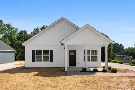 New construction Single-Family house 1019 S Main St, Granite Quarry, NC 28146 - image