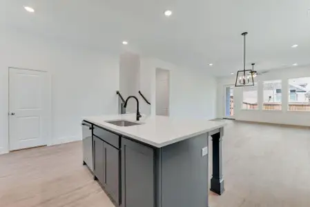 New construction Single-Family house 250 Landon Trl, Fate, TX 75189 plan Roberts - S4308 - image 6