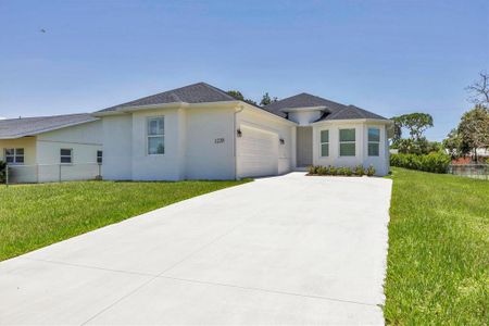 New construction Single-Family house 1228 Pineland Ave, Venice, FL 34285 - image