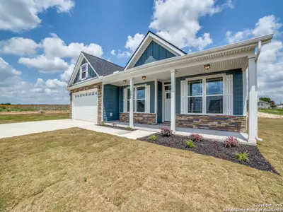 New construction Single-Family house 153 Merion Ln, La Vernia, TX 78121 plan Brentwood - image