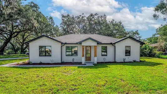 New construction Single-Family house 615 Leconte St, Fruitland Park, FL 34731 null- photo 0