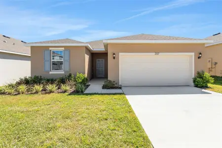 New construction Single-Family house 4998 Abigail Dr, Winter Haven, FL 33859 plan Hillcrest - image