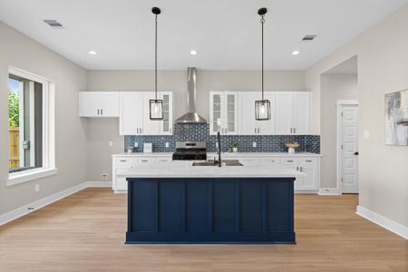 New construction Single-Family house 5815 Highland Sun Ln, Houston, TX 77091 - image 18