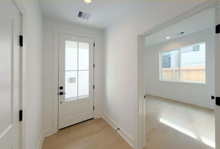 New construction Single-Family house 303 Marcella St, Unit P, Houston, TX 77091 null- photo 3 3