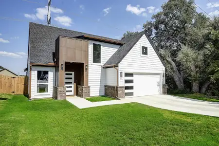 New construction Single-Family house 5807 Black Pine Cir, Granbury, TX 76048 - image