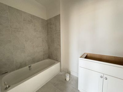 New construction Single-Family house 4510 Greyson Manor Dr, Cumming, GA 30041 plan Chatsworth - image 17