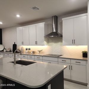 Avance - Kitchen - Model Pic - Interior