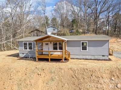 New construction Single-Family house 101 Geiranger Dr, Clyde, NC 28721 - image