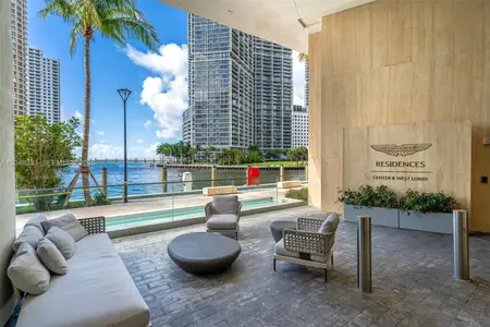 New construction Condo house 300 Biscayne Blvd, Unit 3009W, Miami, FL 33131 - image