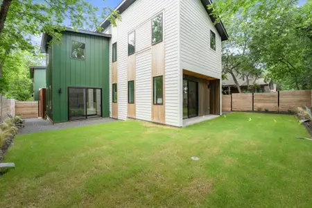 New construction Condo house 5511 Joe Sayers Ave, Unit B, Austin, TX 78756 - image