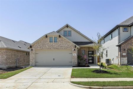 New construction Single-Family house 1645 Edgeway Drive, Aubrey, TX 76227 Corrigan- photo 0