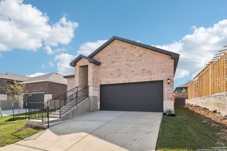 New construction Single-Family house 6318 Comanche, San Antonio, TX 78233 plan Callaghan (830) - image