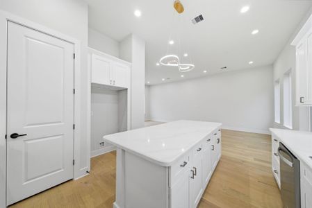 New construction Single-Family house 330 Janisch Rd, Unit A, Houston, TX 77018 - image 12