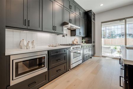 New construction Single-Family house 1039 Alexander St, Houston, TX 77008 null- photo 24 24