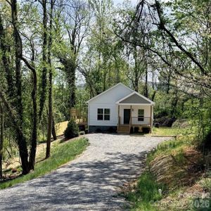 New construction Single-Family house 216 Lower Edgewood Rd, Candler, NC 28715 - image