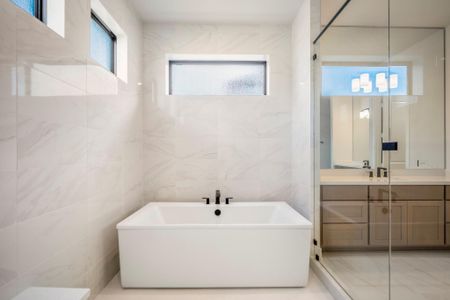 New construction Single-Family house 15615 Early Bird Ln, Conroe, TX 77302 plan Sabine 3972 - image 10