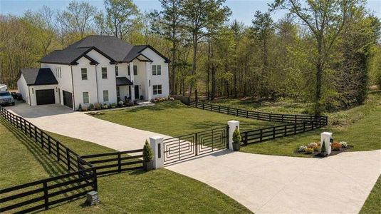 New construction Single-Family house 1017 Fleeman Rd, Hoschton, GA 30548 - image