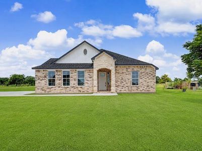 New construction Single-Family house 1220 Appaloosa Cir, Angleton, TX 77515 - image