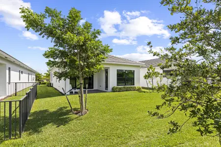 New construction Single-Family house 15860 Key Biscayne Ln, The Acreage, FL 33470 - image