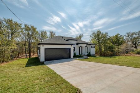 New construction Single-Family house 121 Diamond Head Dr, Bastrop, TX 78602 null- photo 2 2