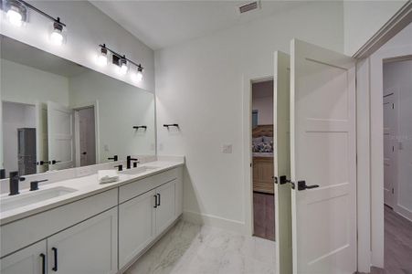 New construction Townhouse house 323 15Th St N, St. Petersburg, FL 33705 - image 8