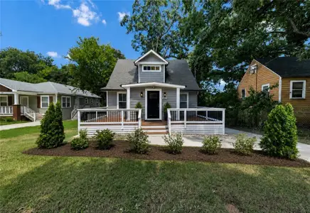New construction Single-Family house 1110 Oak Knoll Ter Se, Atlanta, GA 30315 - image