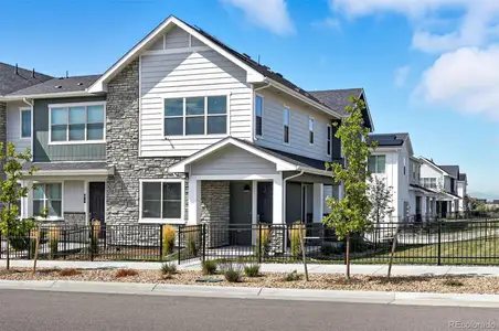 New construction Townhouse house 95 N Vandriver Pl, Aurora, CO 80018 - image