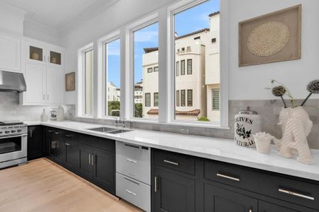 New construction Single-Family house 5334 Paseo Caceres Dr, Houston, TX 77007 - image 9