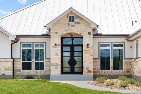 New construction Single-Family house 3828 Palomino Spgs, Bandera, TX 78003 - image