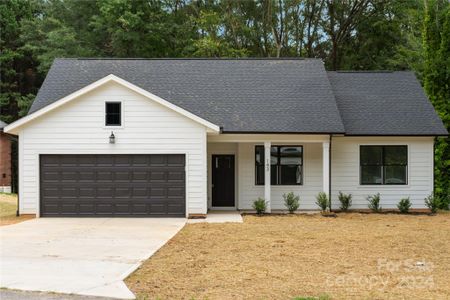 New construction Single-Family house 143 Robin Road, Lincolnton, NC 28092 - photo 0