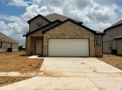 New construction Single-Family house 8013 Charlestown Ln, Everman, TX 76140 plan The Woodland - image