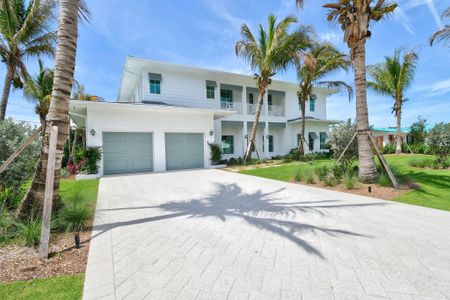 New construction Single-Family house 91 Golfview Dr, Tequesta, FL 33469 - image