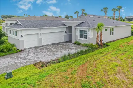 New construction Single-Family house 1618 Bellagio Lp, Tavares, FL 32778 plan Laura - image