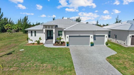 New construction Single-Family house 8086 Clyde Cir, Port Charlotte, FL 33981 - image