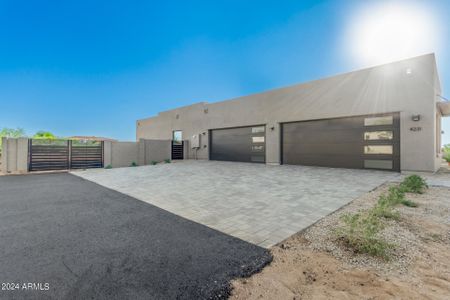 New construction Single-Family house 4231 E Ashler Hills Drive, Cave Creek, AZ 85331 - photo 0