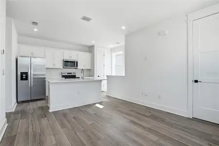 New construction Single-Family house 865 53Rd Ave N, St. Petersburg, FL 33703 - image 6