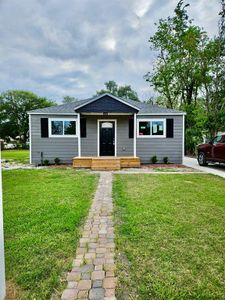 New construction Single-Family house 920 Francis Dr, Pasadena, TX 77506 null- photo 0