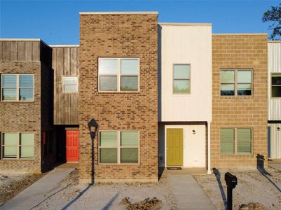 New construction Townhouse house 1701 Saint Louis Ave, Fort Worth, TX 76110 - image