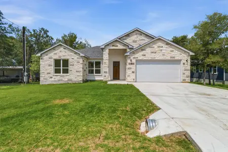 New construction Single-Family house 120 Puu Waa Waa Ln, Bastrop, TX 78602 - image