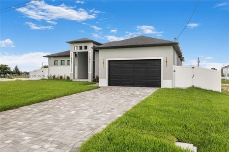 New construction Single-Family house 4330 34Th, Cape Coral, FL 33993 - image