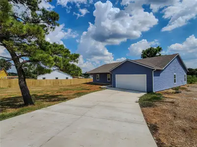 New construction Single-Family house 417 Katie Cir, Kennedale, TX 76060 - image