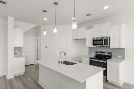 New construction Townhouse house 2033 Cora Ivy Ln, Round Rock, TX 78665 plan Comal - image 5