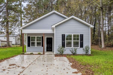 New construction Single-Family house 507 W Edwards Street, Princeton, NC 27569 - photo 0