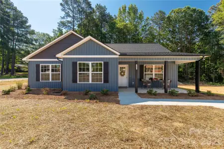 New construction Single-Family house 2489 Pineview Dr, Lancaster, SC 29720 - image