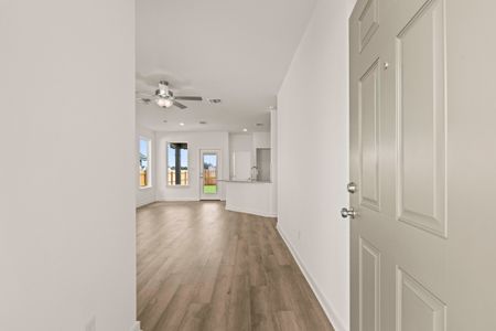 New construction Single-Family house 251 Gus Lp, Georgetown, TX 78626 plan The 1262 - image 10