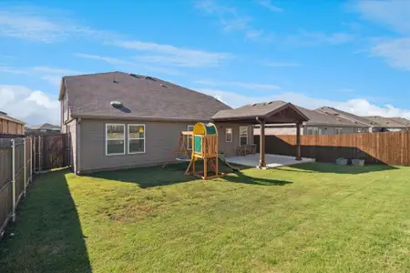 New construction Single-Family house 2101 Winding Creek Wy, Denton, TX 76208 - image