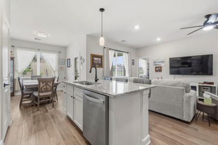 New construction Single-Family house 6168 White Spruce Dr, Conroe, TX 77304 - image 8