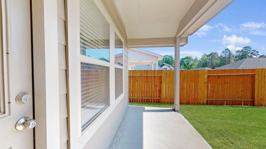 New construction Single-Family house 13215 Lanrin Park Ln, Houston, TX 77044 plan Floor Plan 1605 - image 3