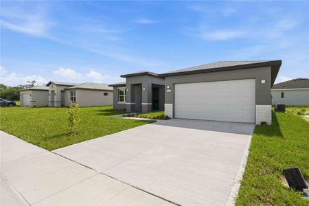 New construction Single-Family house 2121 River Hawk Lp, Winter Haven, FL 33880 - image