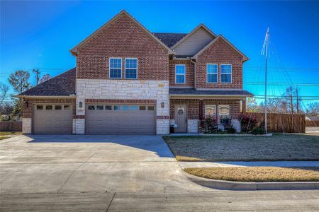 New construction Single-Family house 5004 Peacock Ln, Greenville, TX 75402 - photo 0